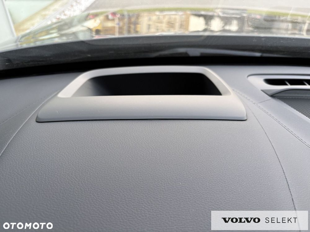 Volvo XC 90 - 33