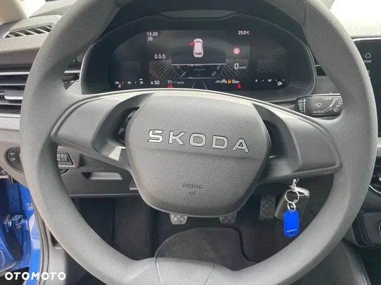 Skoda Kamiq 1.0 TSI Essence - 10