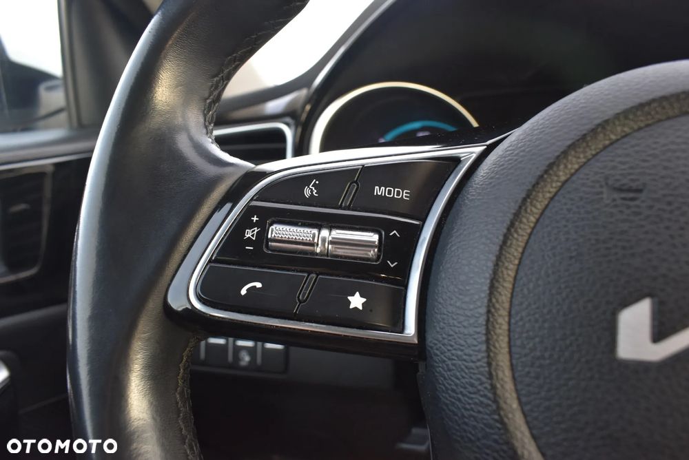Kia Ceed 1.6 GDI PHEV L DCT - 26