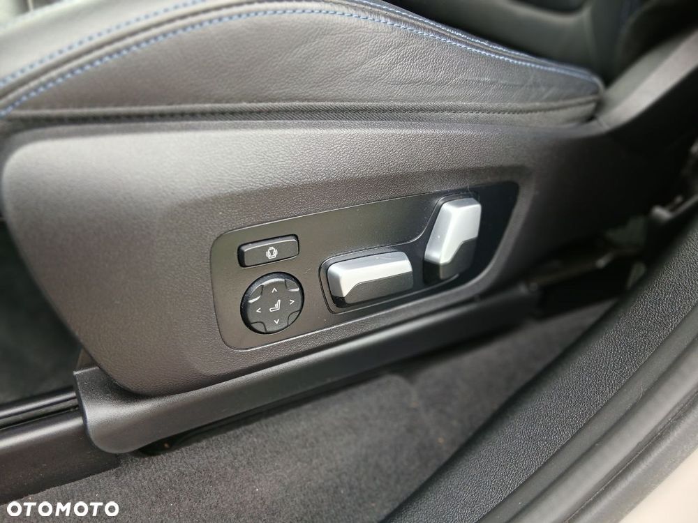 BMW iX3 80kWh Impressive - 15