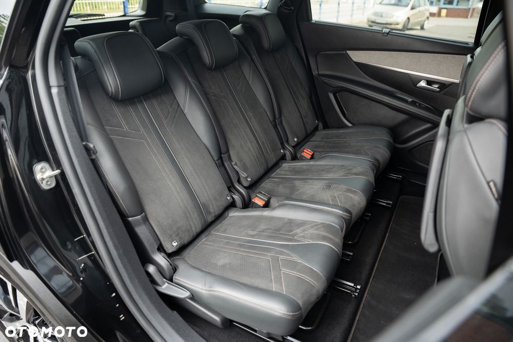 Peugeot 5008 1.6 PureTech GT Line S&S EAT8 - 36