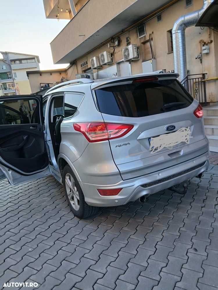 Ford Kuga 2.0 TDCi 4x4 Aut. SYNC - 4