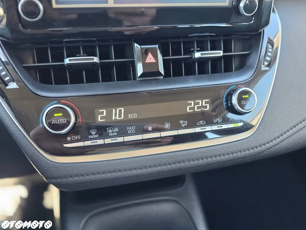 Toyota Corolla 1.5 Comfort MS - 21