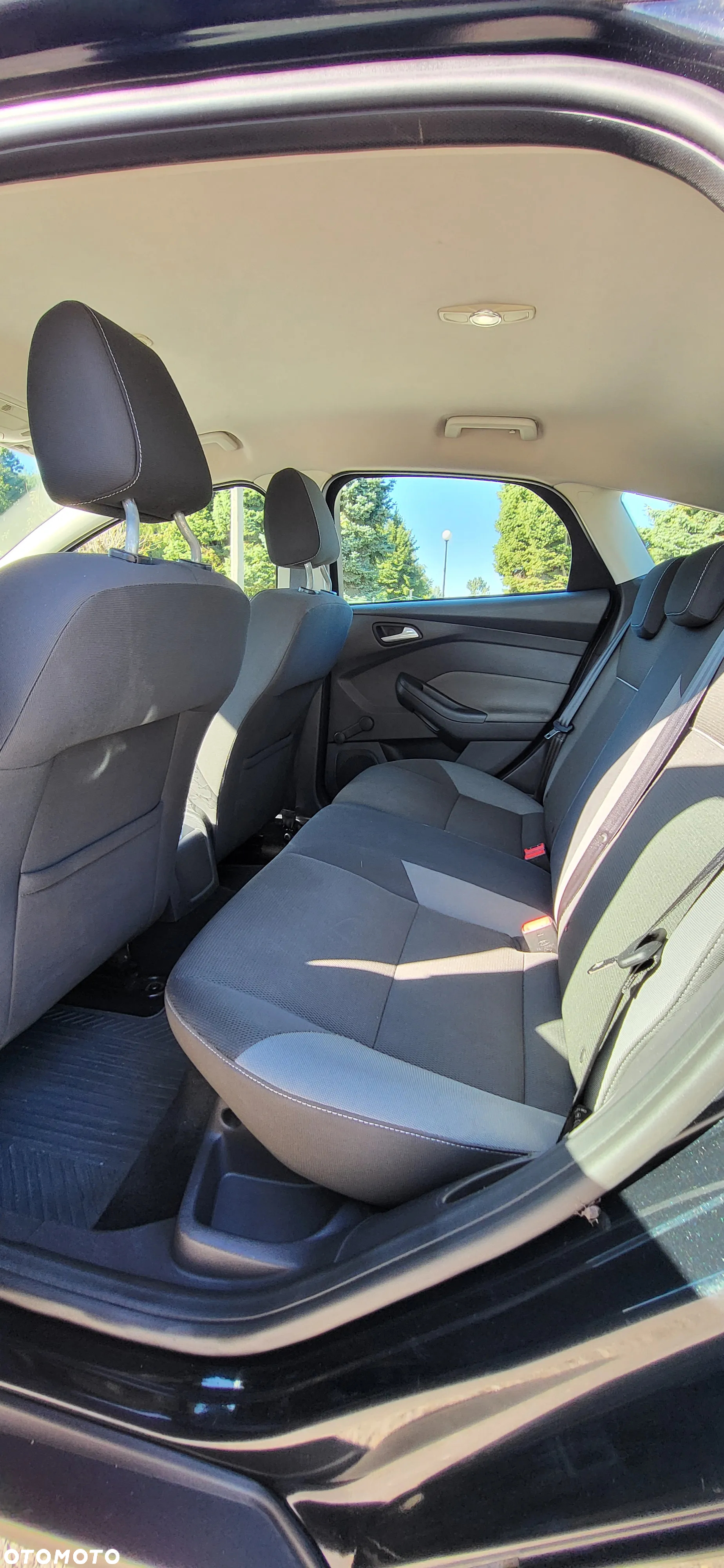 Ford Focus 1.6 Trend - 14