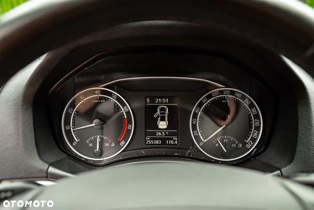 Skoda Octavia 2.0 TSI RS - 32