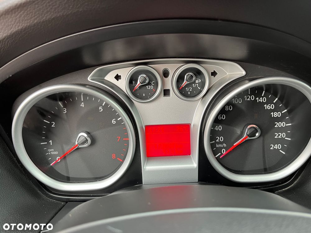 Ford Focus 1.6 16V Style - 38