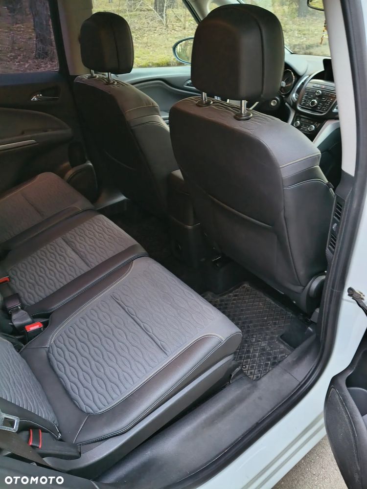 Opel Zafira - 18