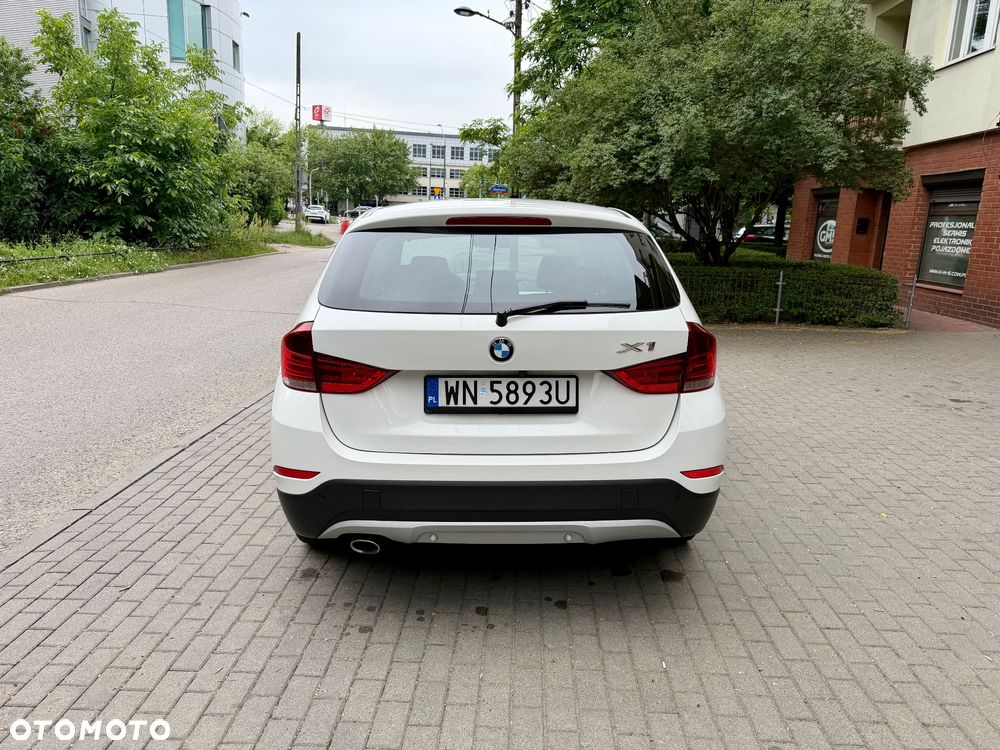BMW X1 sDrive16d - 6