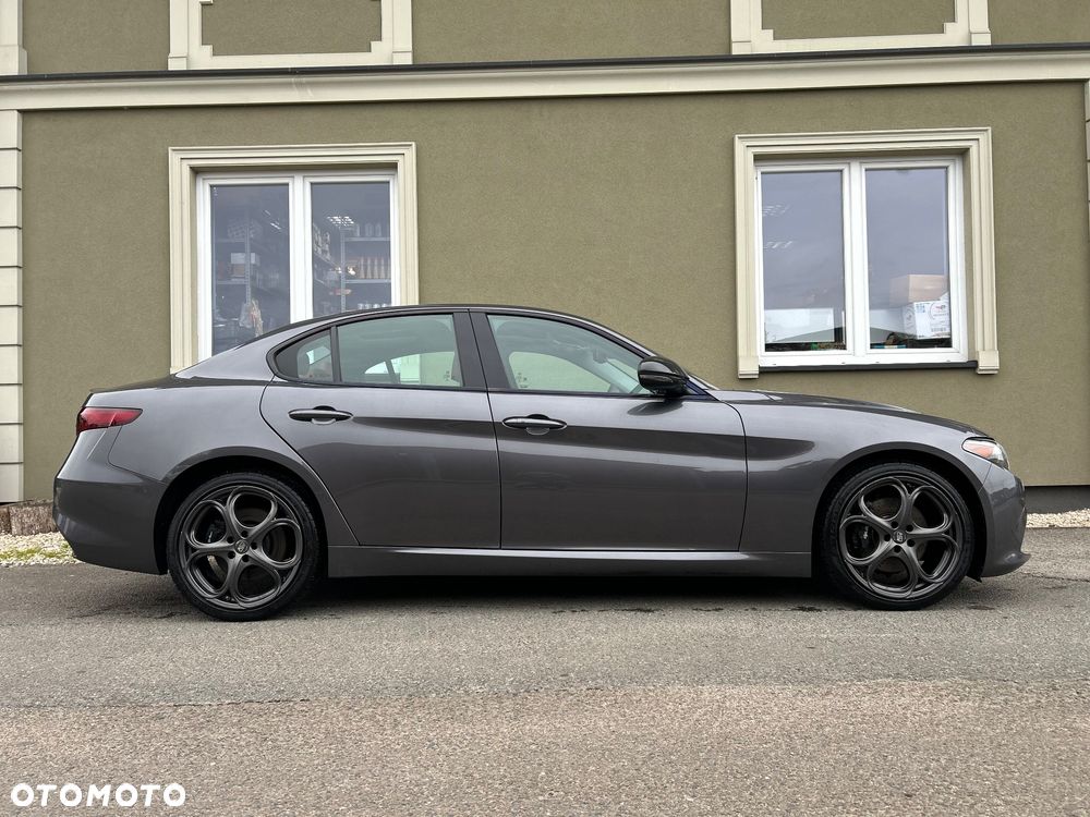 Alfa Romeo Giulia 2.0 Turbo TI Q4 - 6