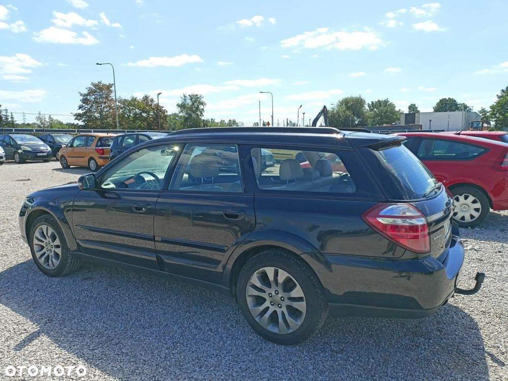 Subaru Outback - 3