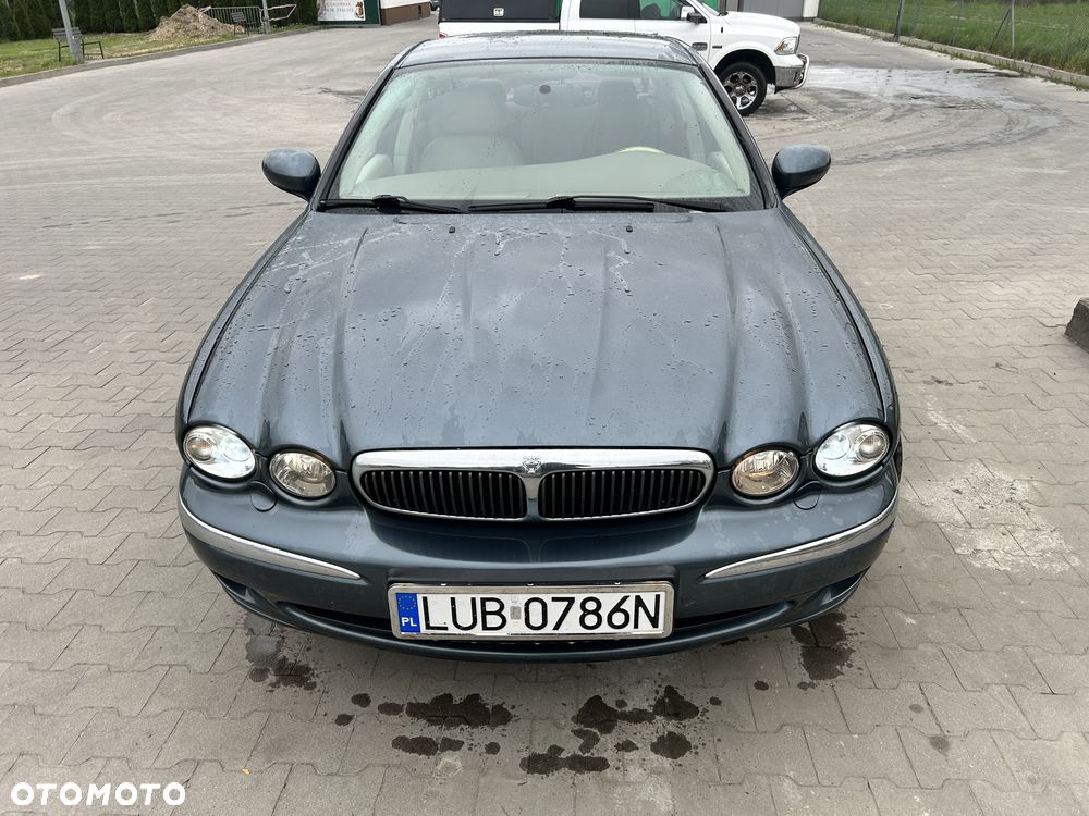 Jaguar X-Type - 2