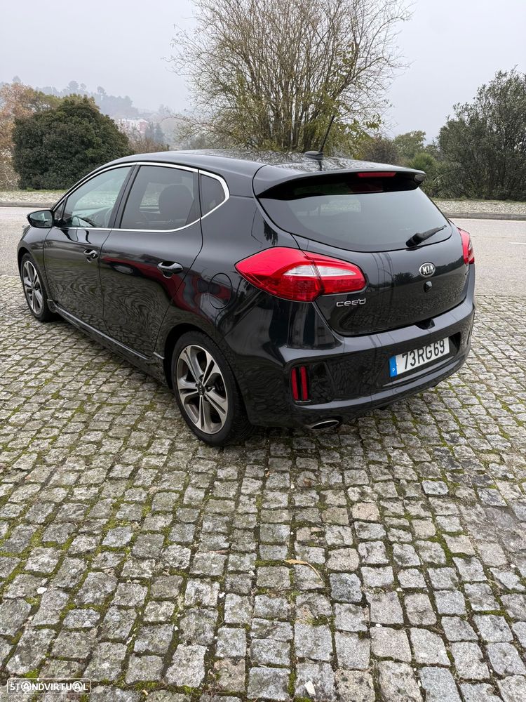 Kia Ceed 1.6 CRDi GT Line - 6