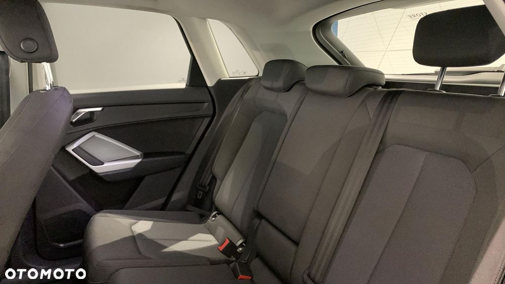 Audi Q3 35 TFSI mHEV S tronic - 16