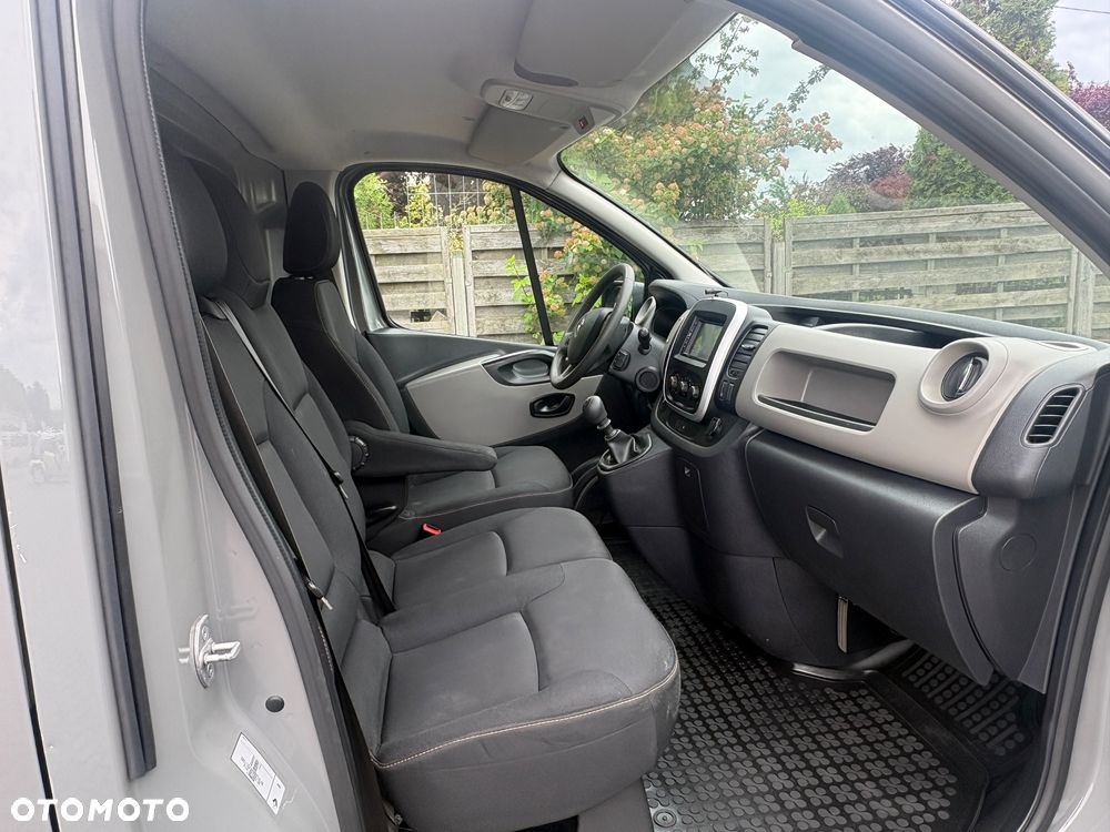 Renault Trafic - 14