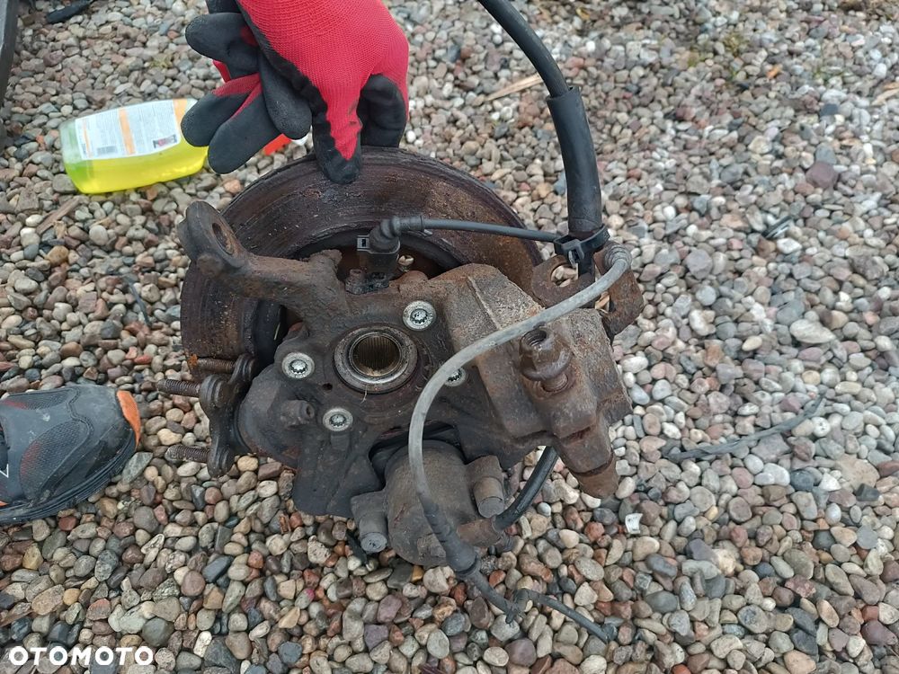 VW GOLF V 1.6 FSI ZWROTNICA PIASTA LEWA PRAWA PRZÓD - 2