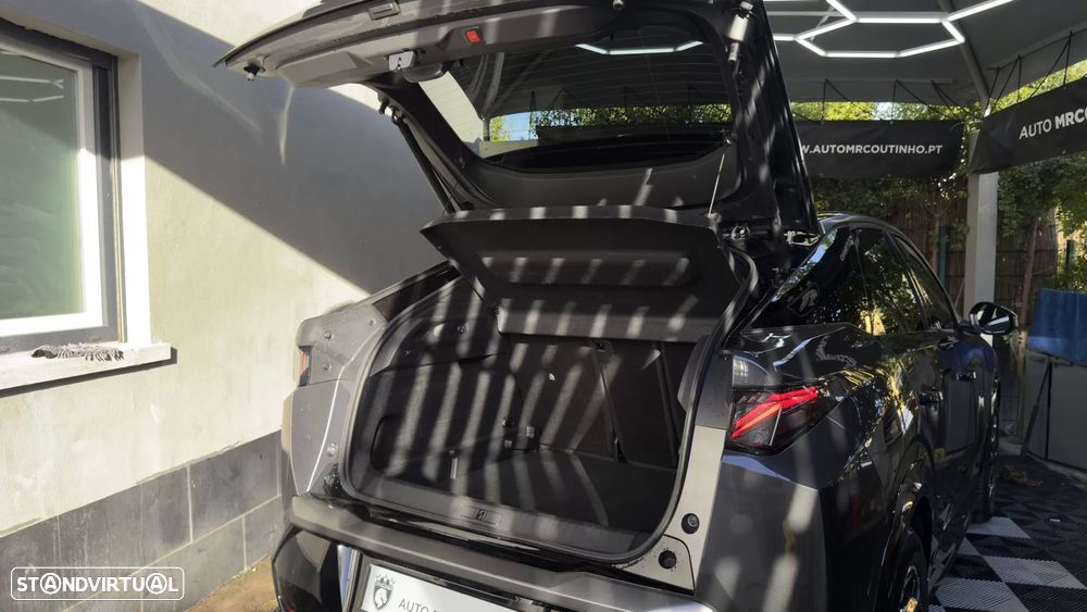 Peugeot E-3008 73 kWh GT - 9