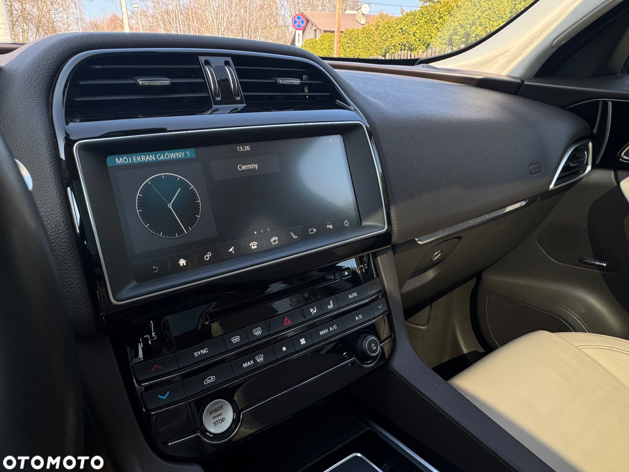 Jaguar F-Pace 2.0 i4D AWD Prestige - 27