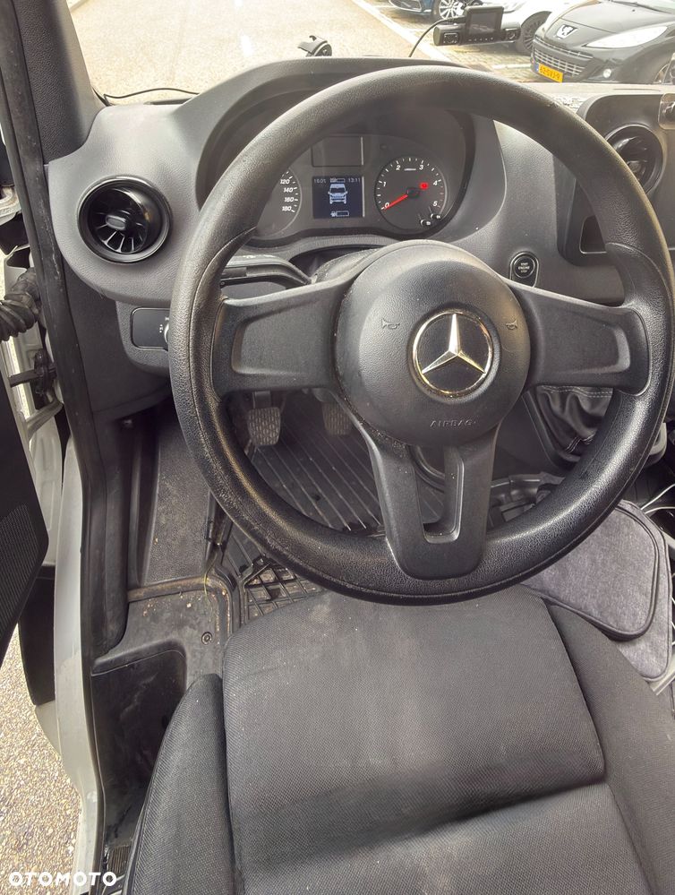Mercedes-Benz sprinter - 8