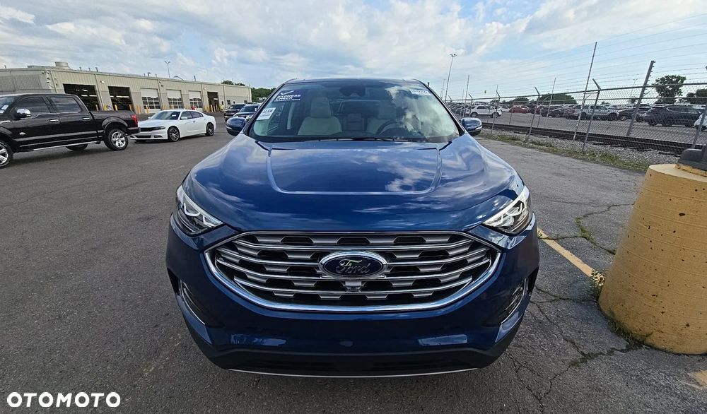 Ford Edge - 6