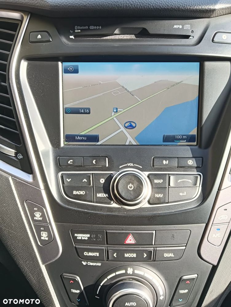 Hyundai Santa Fe 2.0 CRDI 2WD Premium - 12