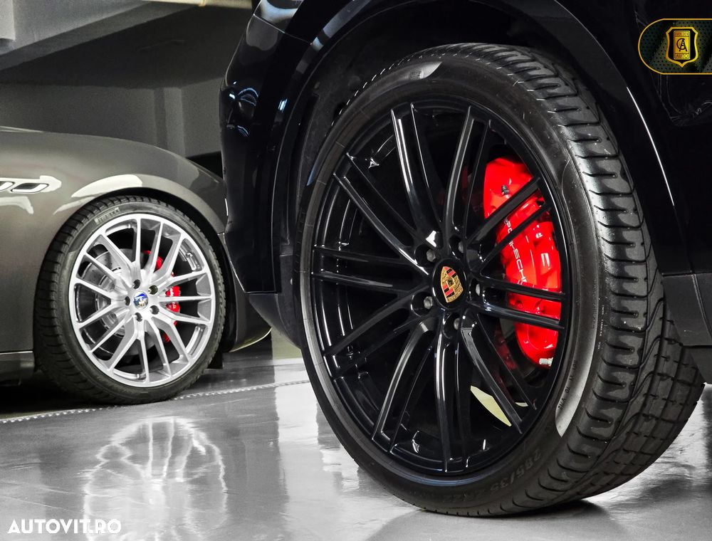Porsche Cayenne - 17
