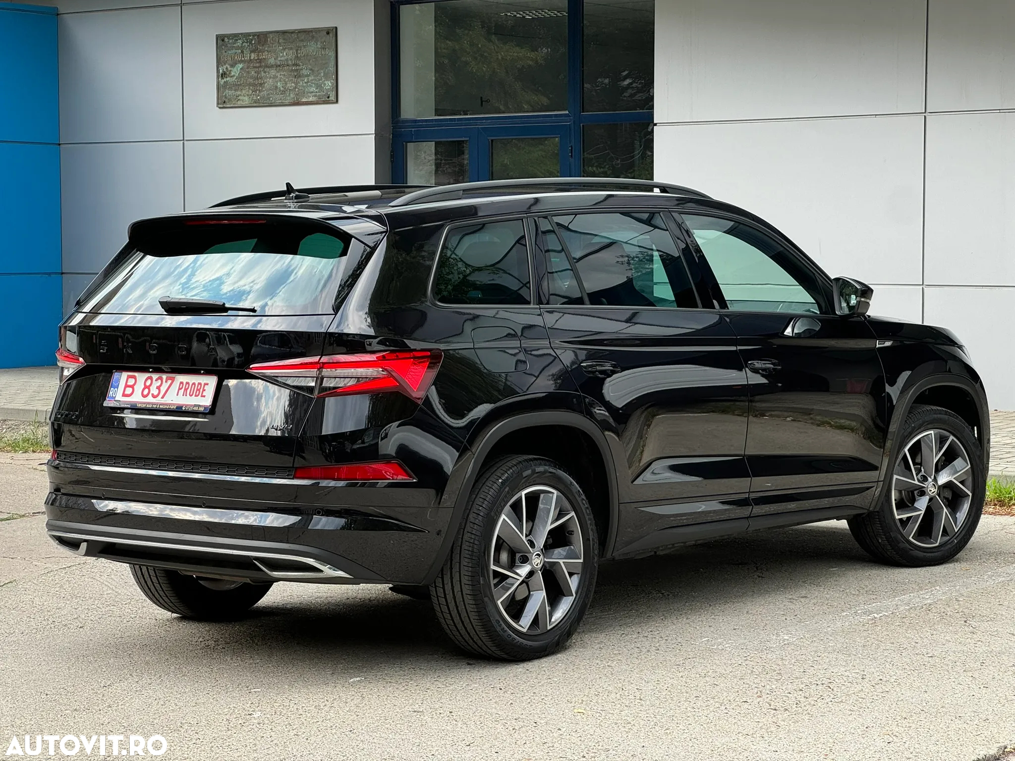 Skoda Kodiaq 2.0 TDI 4X4 DSG SportLine - 4