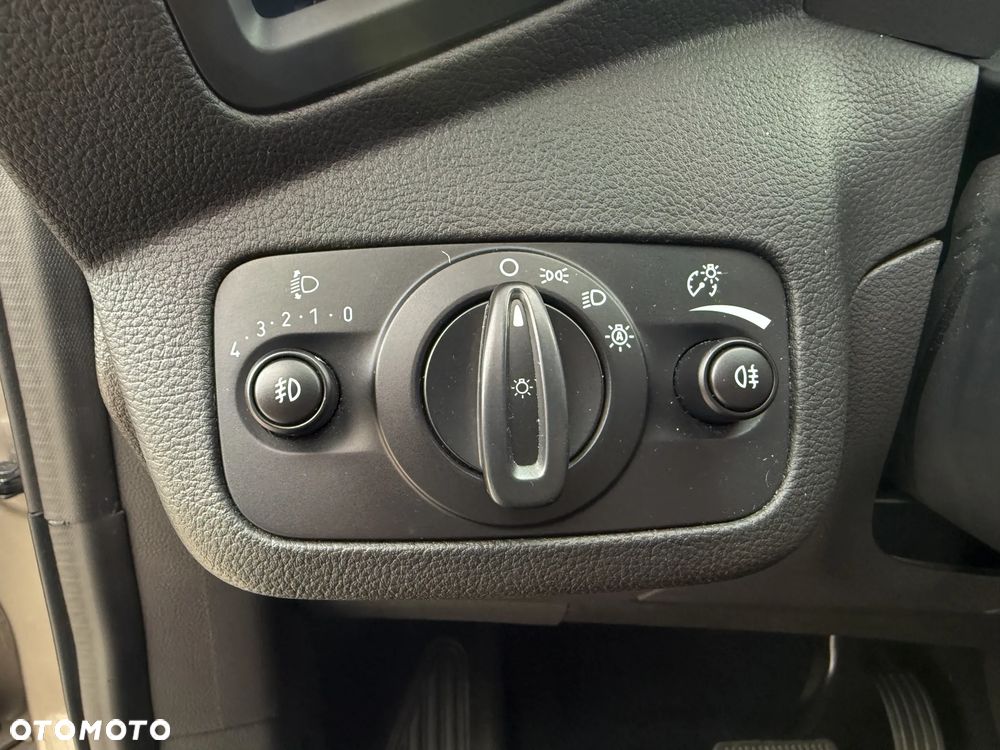 Ford Kuga 2.0 TDCi FWD Edition - 18