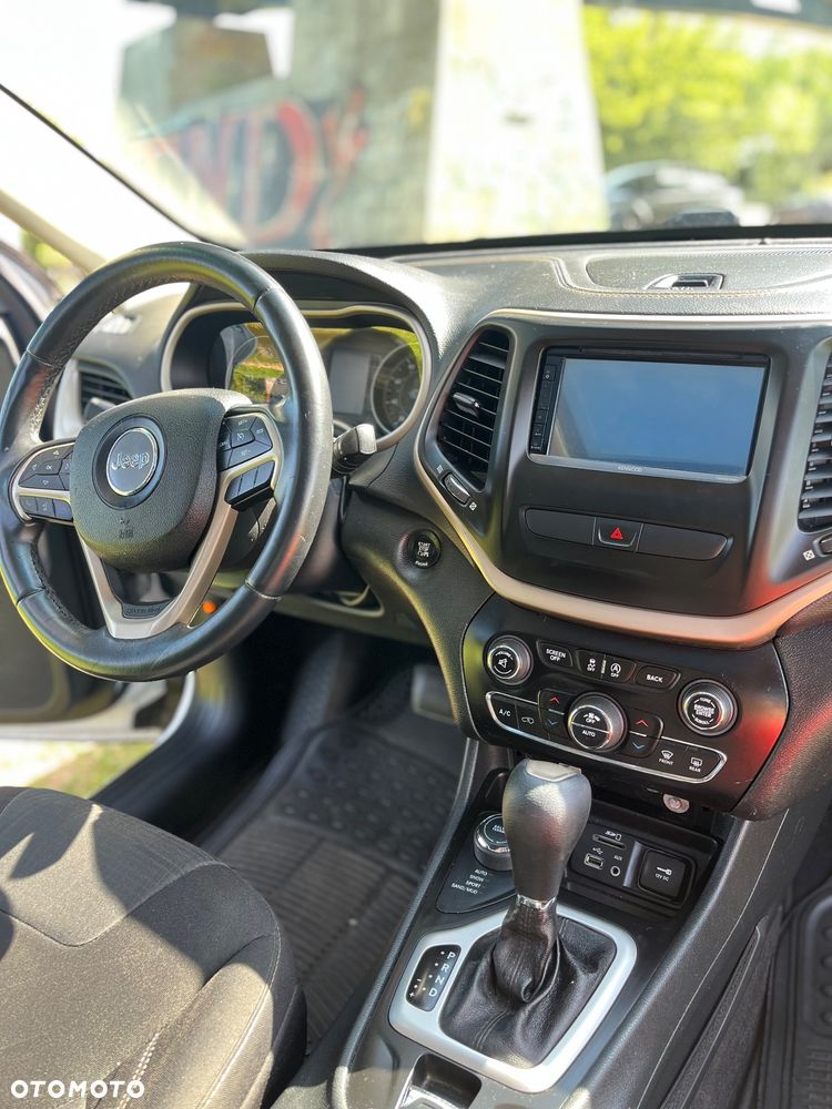 Jeep Cherokee 3.2 V6 Active Drive I Limited - 13