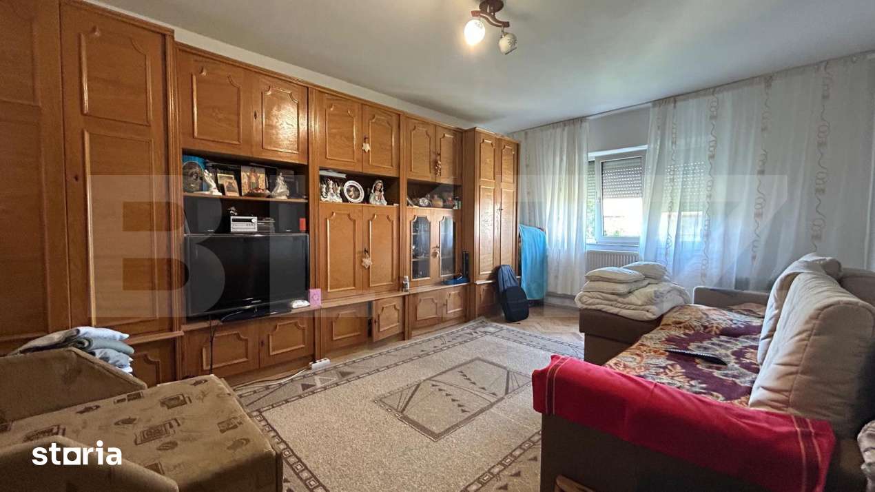Apartament 2 camere, decomandat, Nufarul — fotografia 1