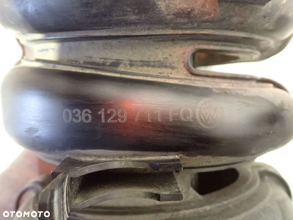 KOLEKTOR SSĄCY VOLKSWAGEN GOLF V  036129711FQ - 7