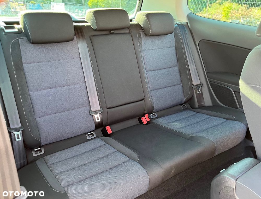 Volkswagen Golf 1.2 TSI BlueMot Comfortline - 11