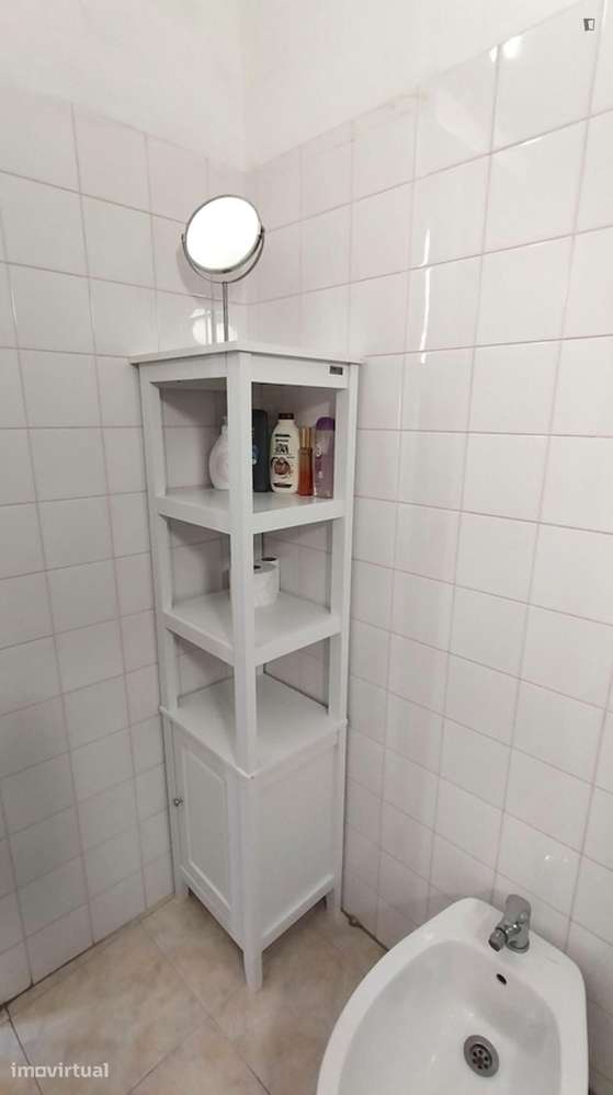 Quarto - localizado em Picoas Lisbon - Grande imagem: 3/11