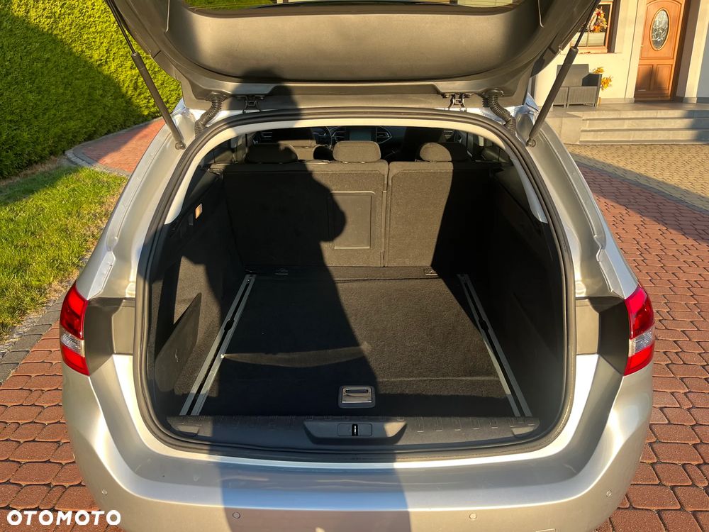 Peugeot 308 BlueHDi FAP 120 EAT6 Stop & Start Active - 18