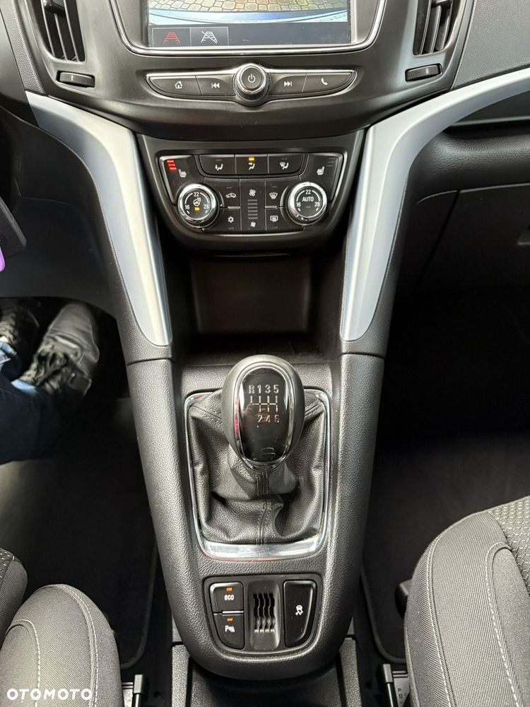 Opel Zafira - 27