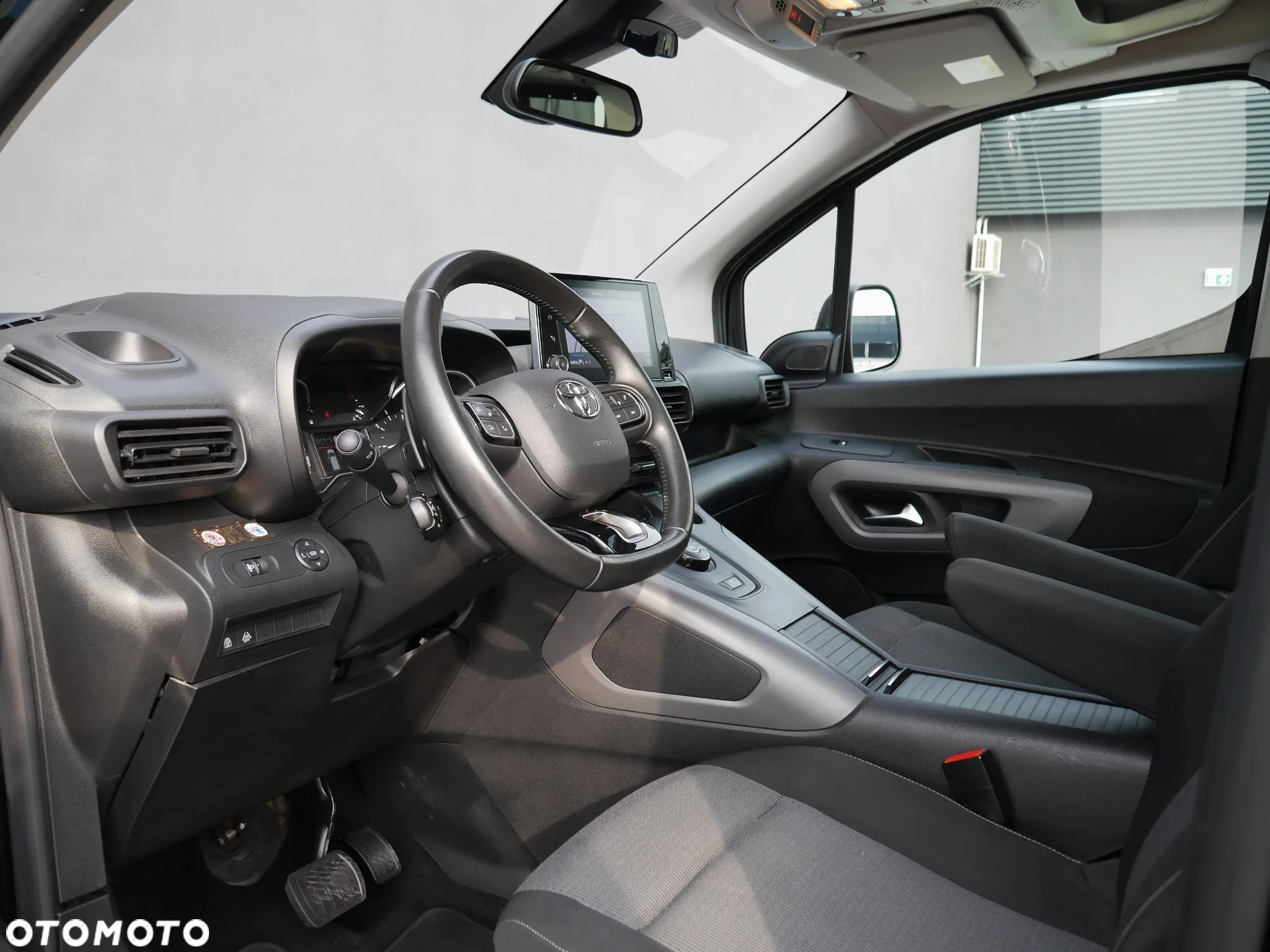Toyota Proace City Verso 1.5 D-4D Business - 10
