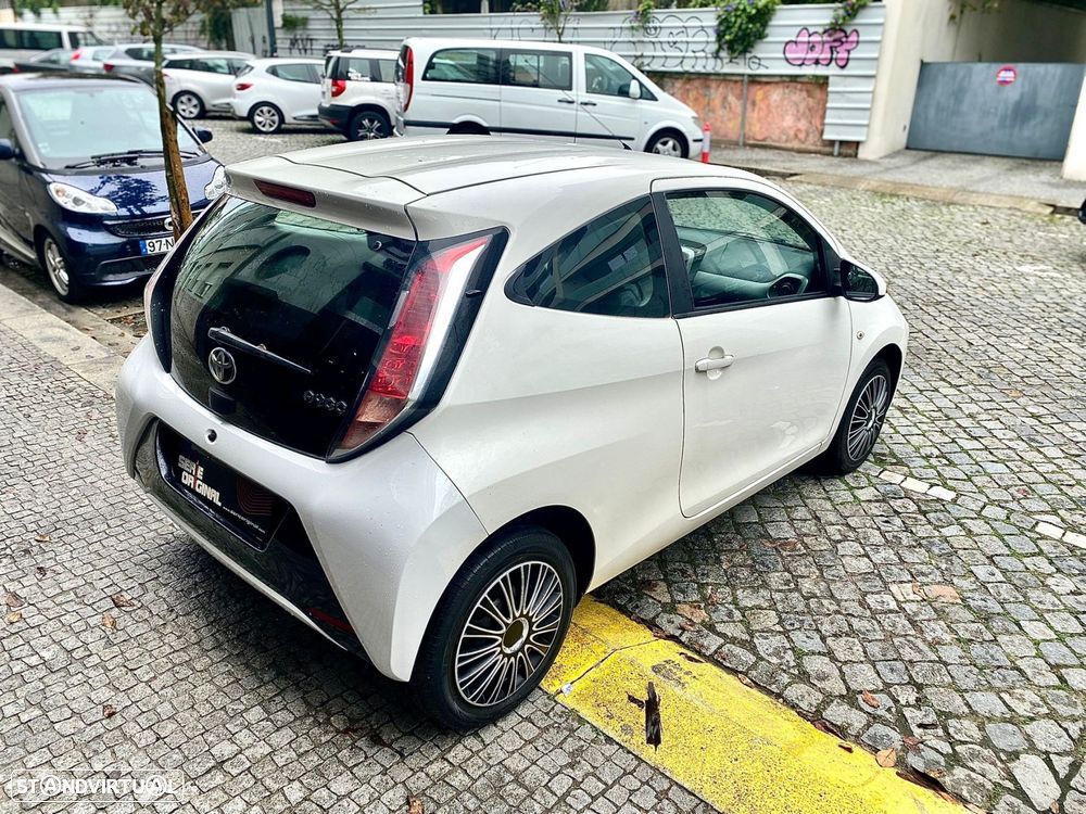 Toyota Aygo 1.0 X-Play+AC+X-Touch - 7