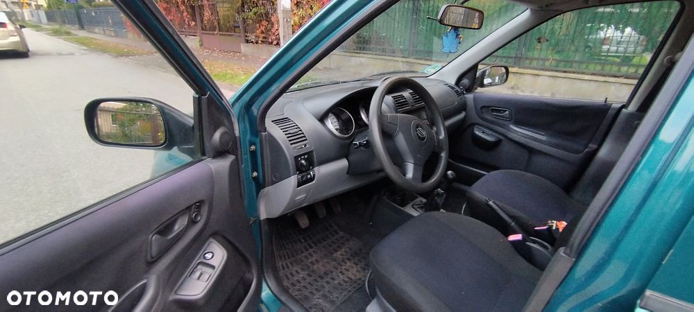 Suzuki Ignis - 9