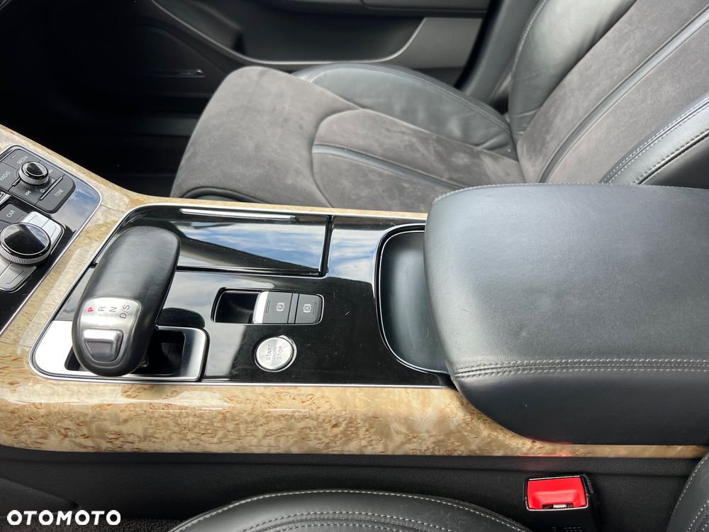 Audi A8 3.0 TDI DPF clean diesel quattro tiptronic - 19