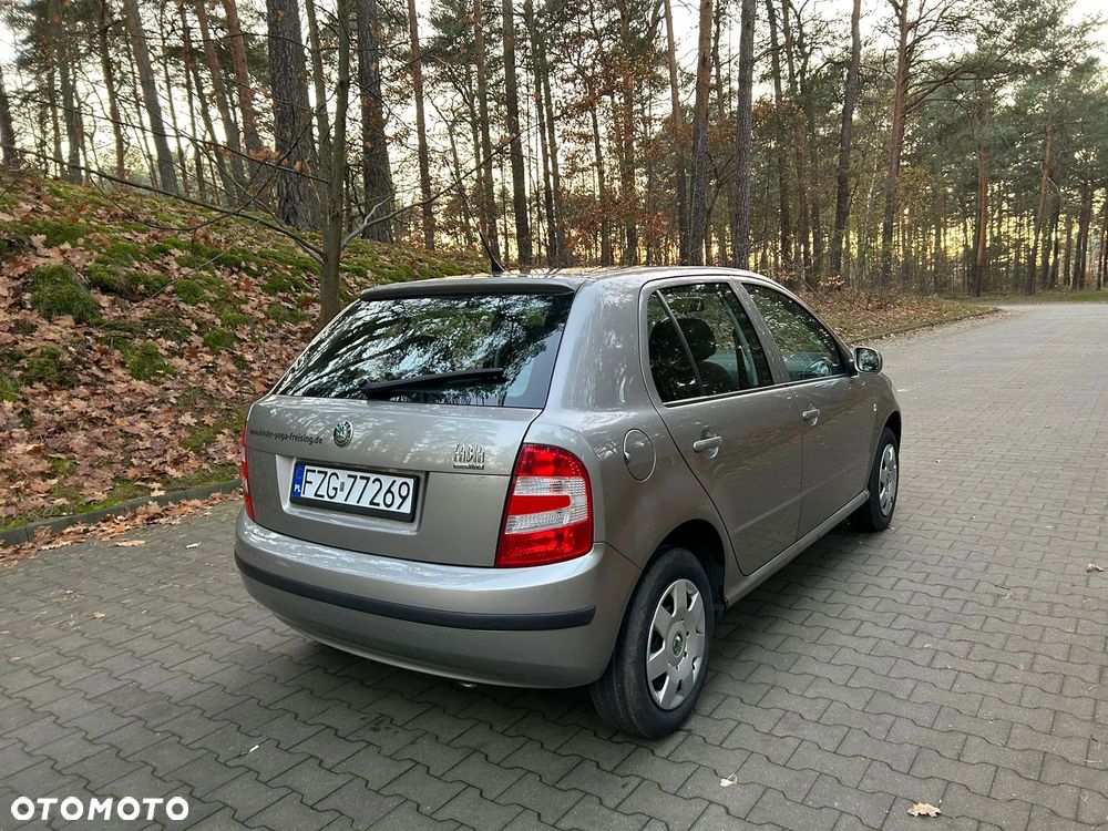 Skoda Fabia - 6