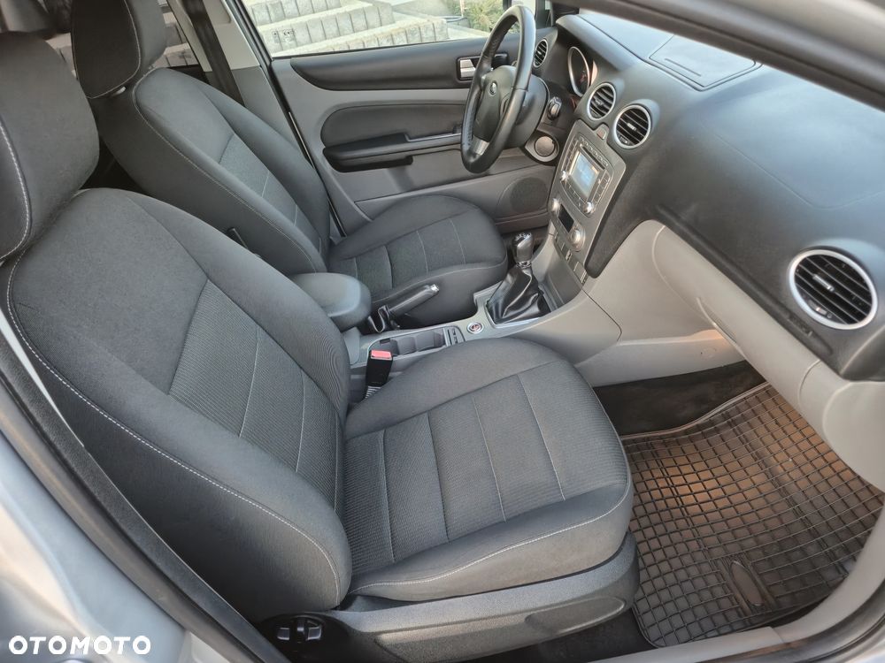 Ford Focus 1.6 16V Silver Magic - 12