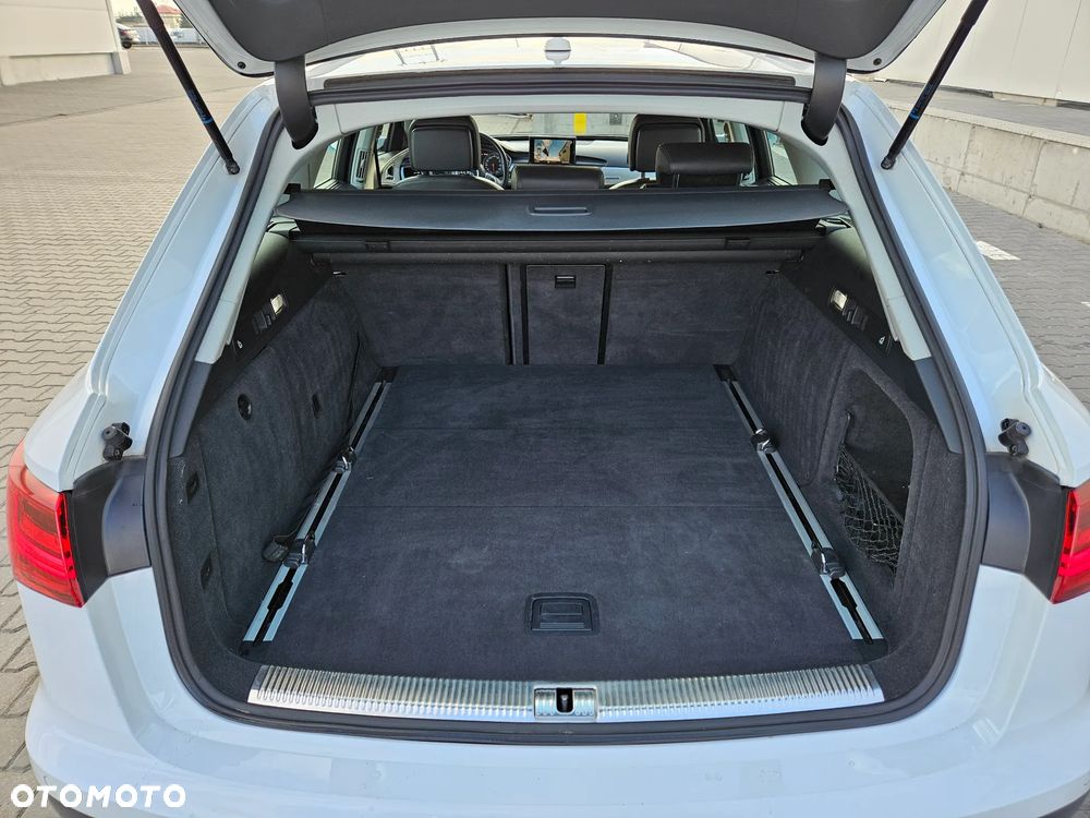 Audi A6 Allroad - 20