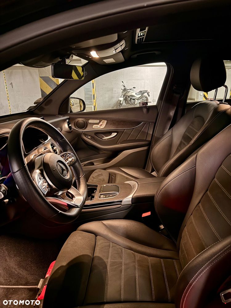 Mercedes-Benz GLC 300 de 4-Matic Business Edition - 8
