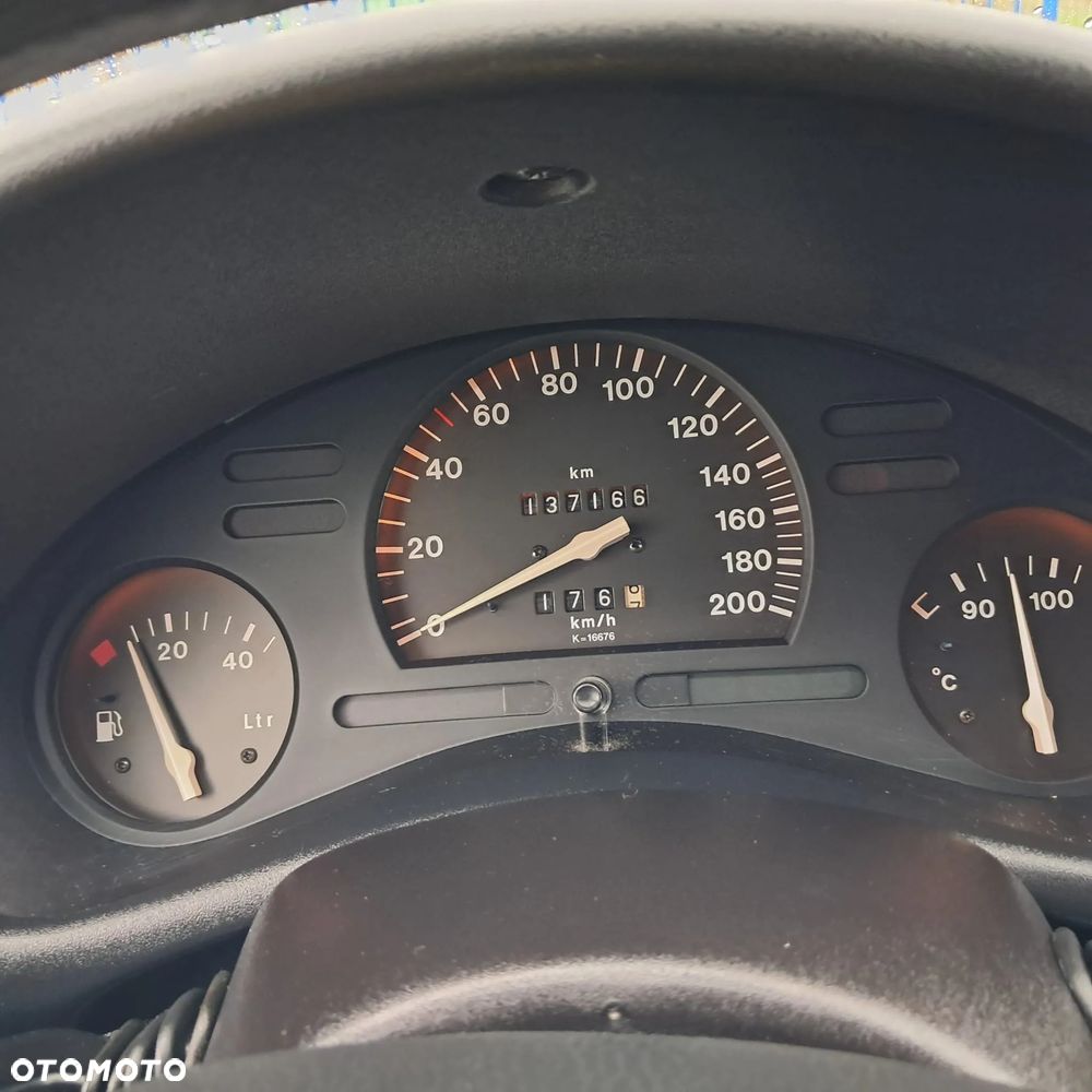 Opel Corsa - 4