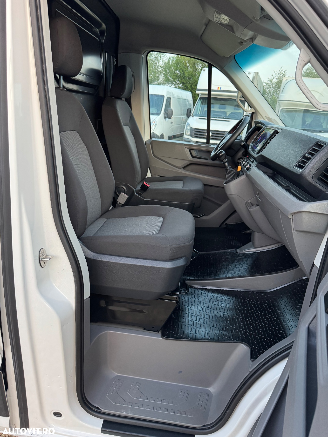 Volkswagen Crafter 2.0 Tdi 140cp Tractiune fata - 12