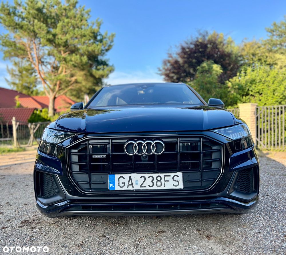 Audi Q8 - 1