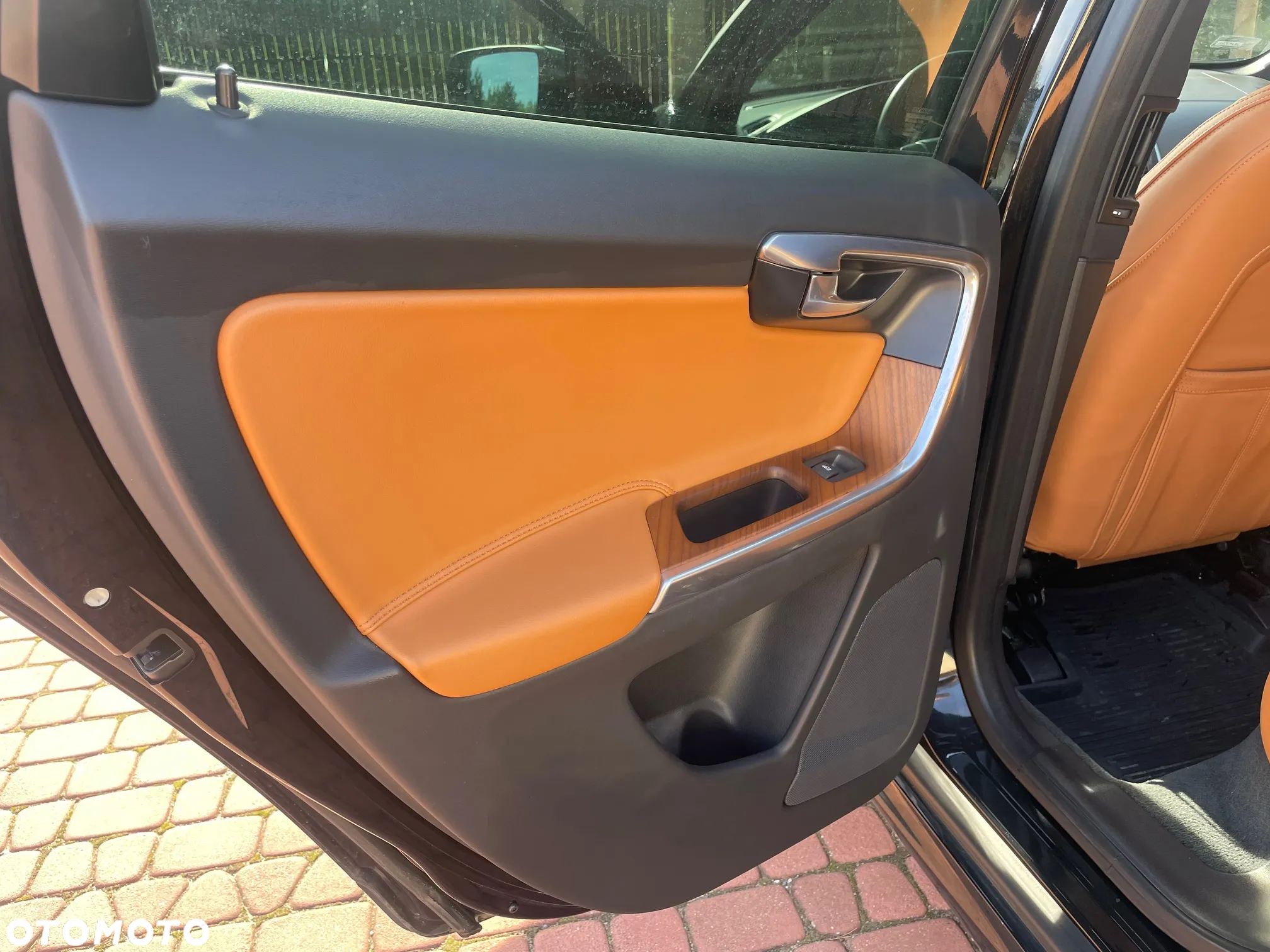 Volvo XC 60 D4 AWD Summum - 16