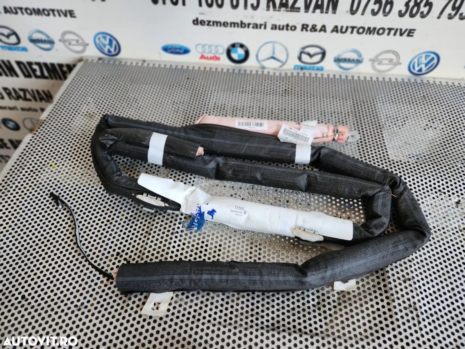 Airbag Cortina Stanga Peugeot 5008 Model 2017-2018-2019-2020-2021-2022-2023 Dezmembrez Peugeot 5008 - 2
