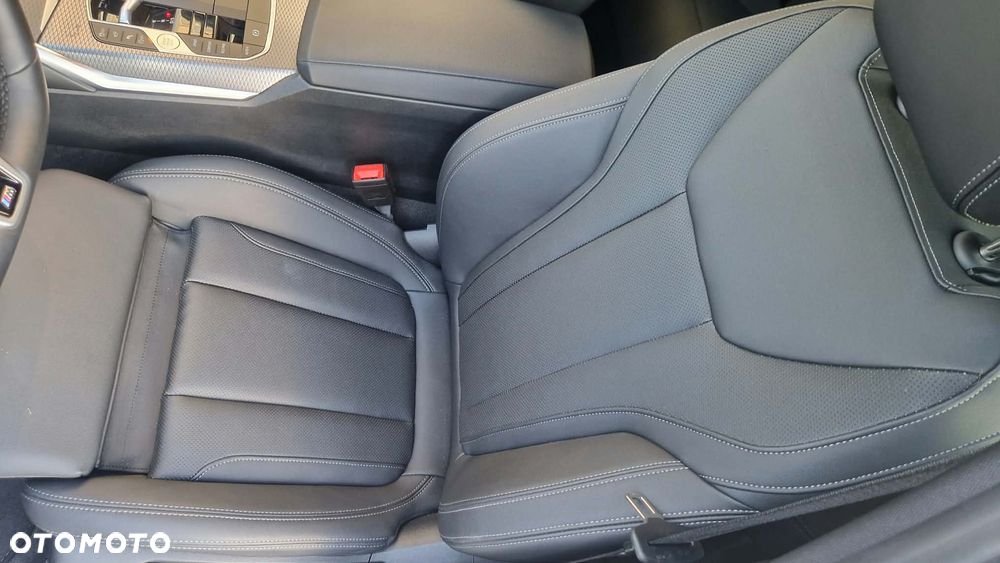 BMW Seria 3 318i M Sport Edition - 20