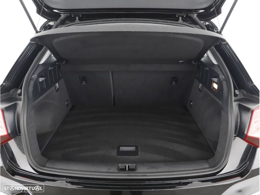 Audi Q2 30 TFSI Advanced - 36