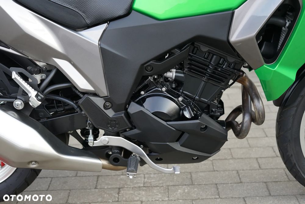 Kawasaki Versys-X 300 - 12